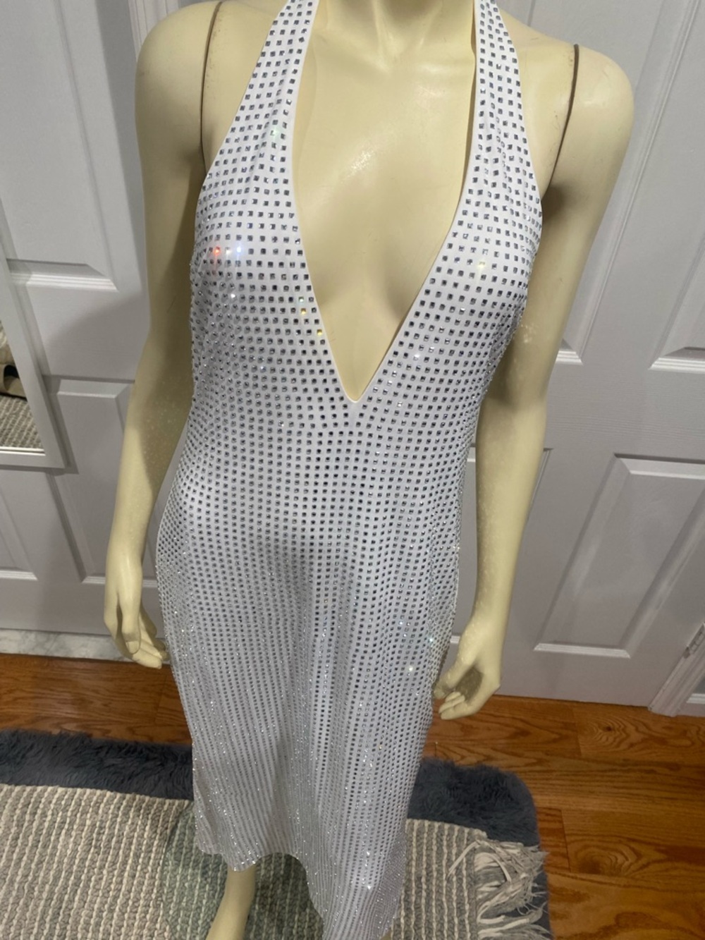 Zara Mirrored Halter midi white Dress Plunge Sparkly White Silver L